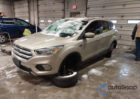 2017 Ford Escape Se z USA, uszkodzony, nr VIN 1FMCU9GD6HUC23819